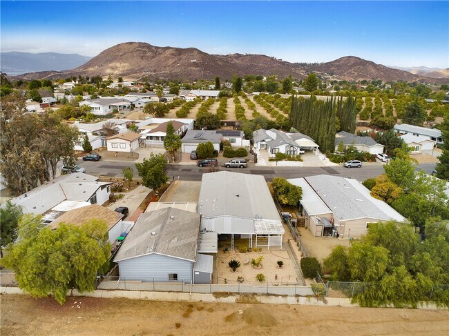 Building Photo - 33828 Plowshare Rd