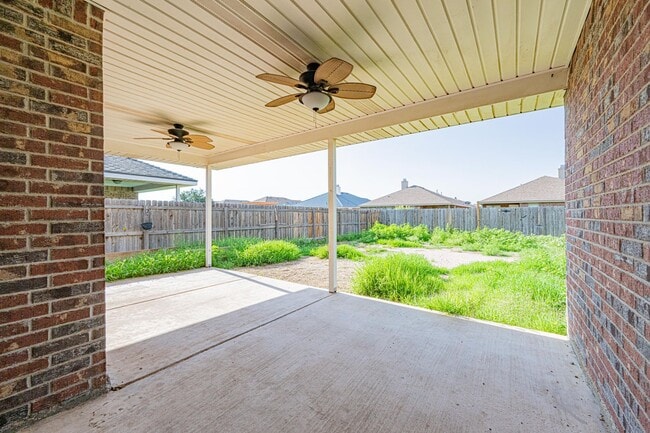 Building Photo - Property For Lease in Odessa