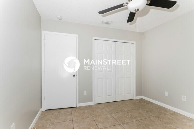 Building Photo - 3 Bedroom Pet-Friendly Home in Loxahatchee...