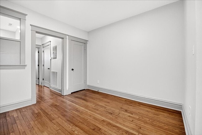 Building Photo - Glowing, Girl