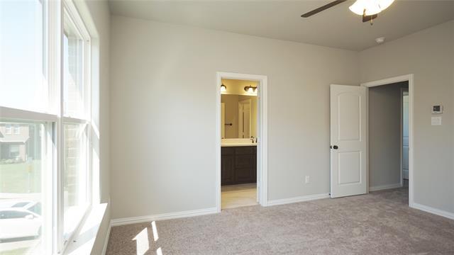 Building Photo - 712 Prairie Creek Dr