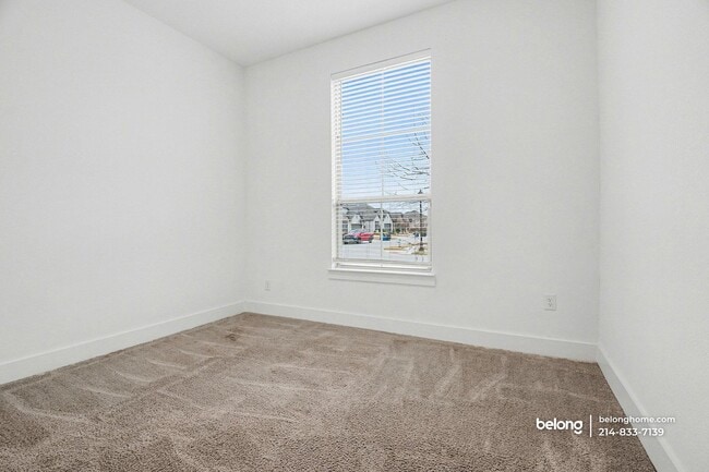 Building Photo - 3801 Blue Yucca Ln