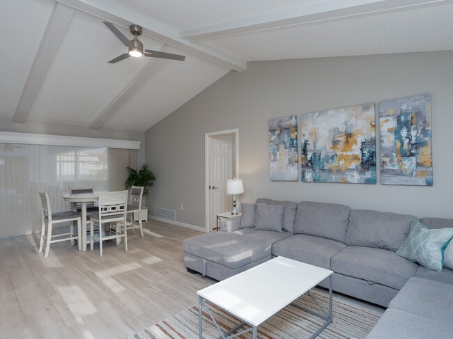 Building Photo - Turkey Furnished 3 Bed Pool Home in Venice