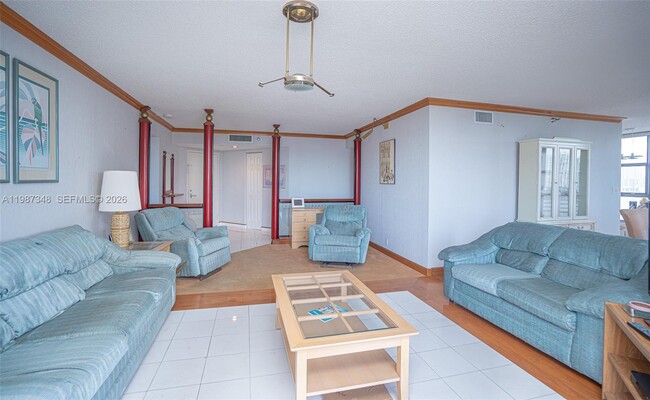 Building Photo - 3530 Mystic Pointe Dr