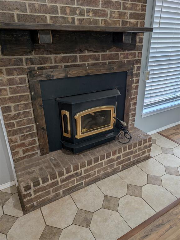 Building Photo - 16904 Meadow Lake Cir