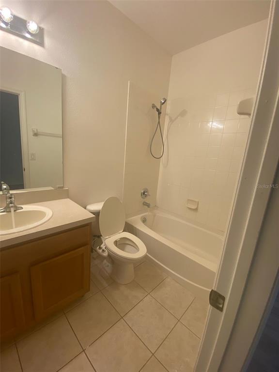 Building Photo - 764 Chelsea Dr
