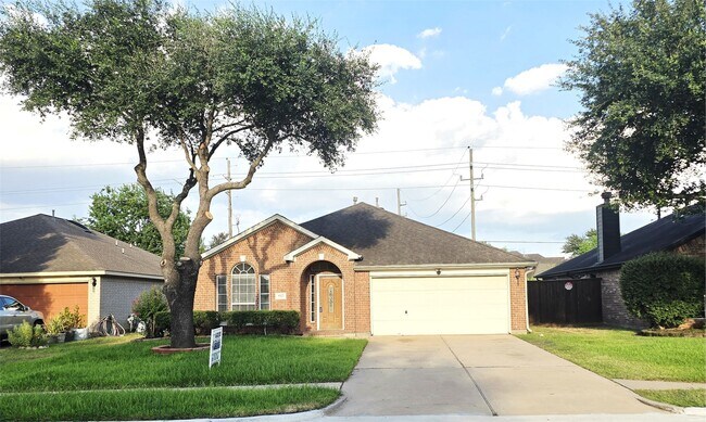 Building Photo - 5922 Whitwell Dr