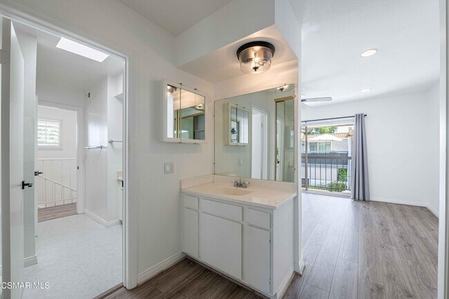 Building Photo - 3623 Summershore Ln