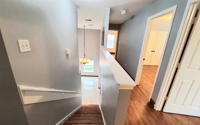 Building Photo - 18123 Flower Grove Ct