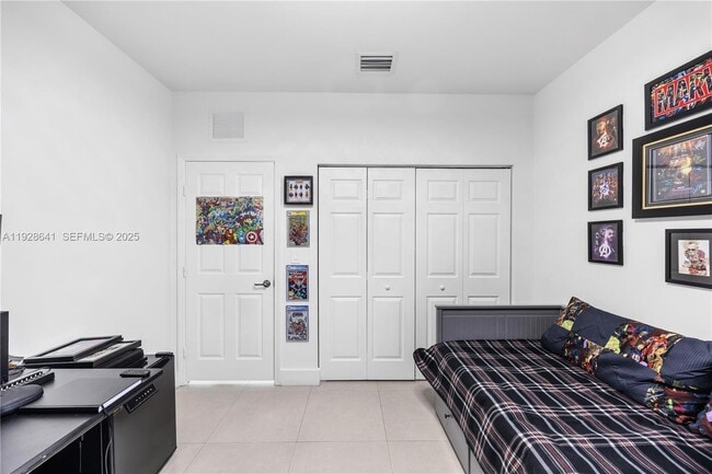 Building Photo - 10470 NW 69th Terrace