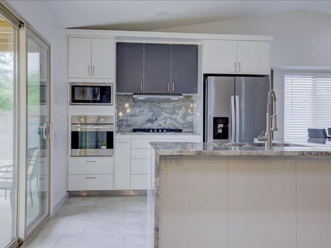 Building Photo - 3 Bedroom 2 Bathroom: Partially Furnished home!! **UNFURNISHED-RENTAL PRICE IS $3,000.00**