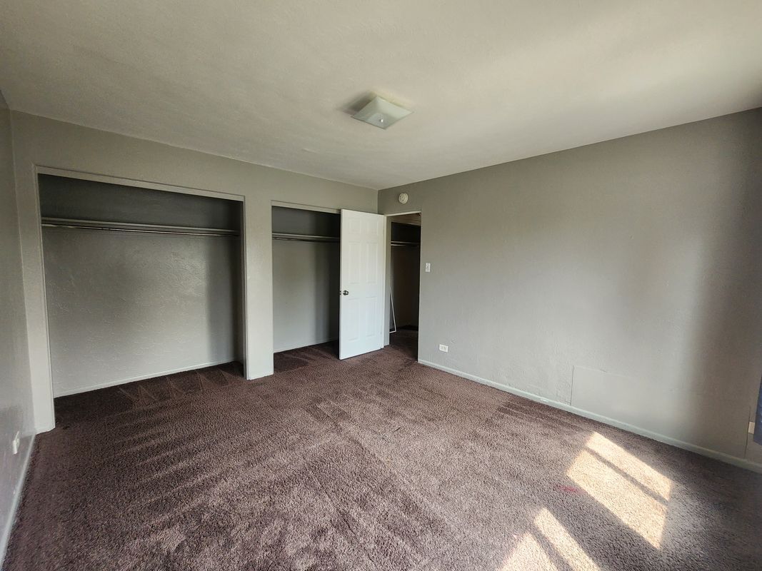 Building Photo - 1994 Elmira St