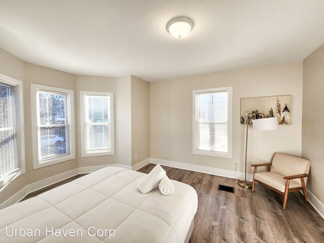 Building Photo - 4 br, 2 bath House - 91 Bristol St