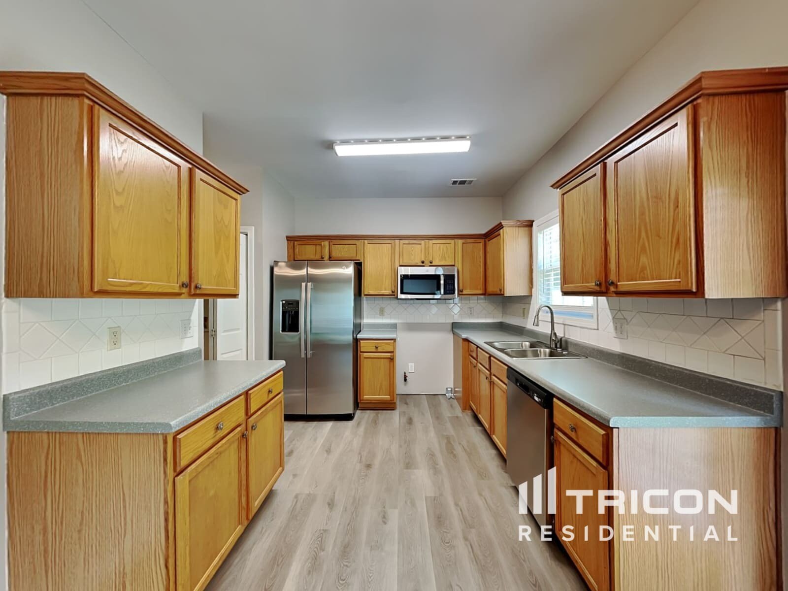 Building Photo - 1204 Willow Bend Ct SW