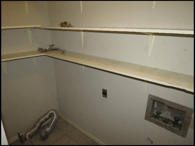 Building Photo - 6500 Marguerite Ln