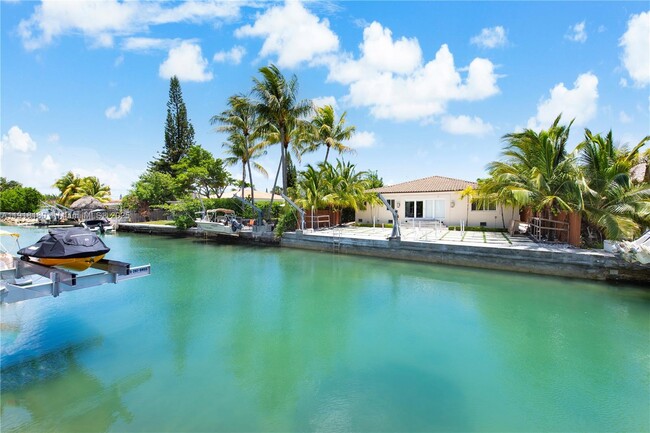 Building Photo - 8055 Noremac Ave