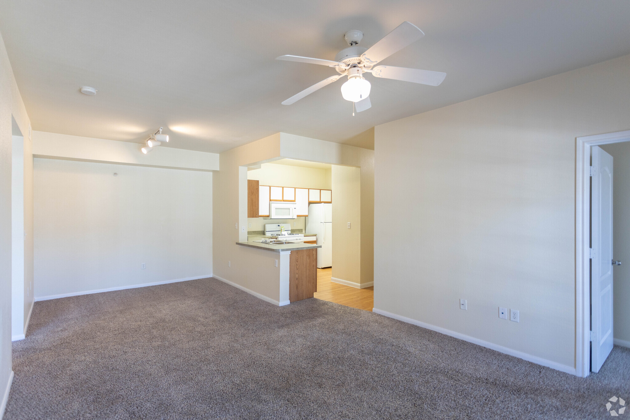 2BR 2BA - 1,049 SF - Cypress Creek at Jason Avenue