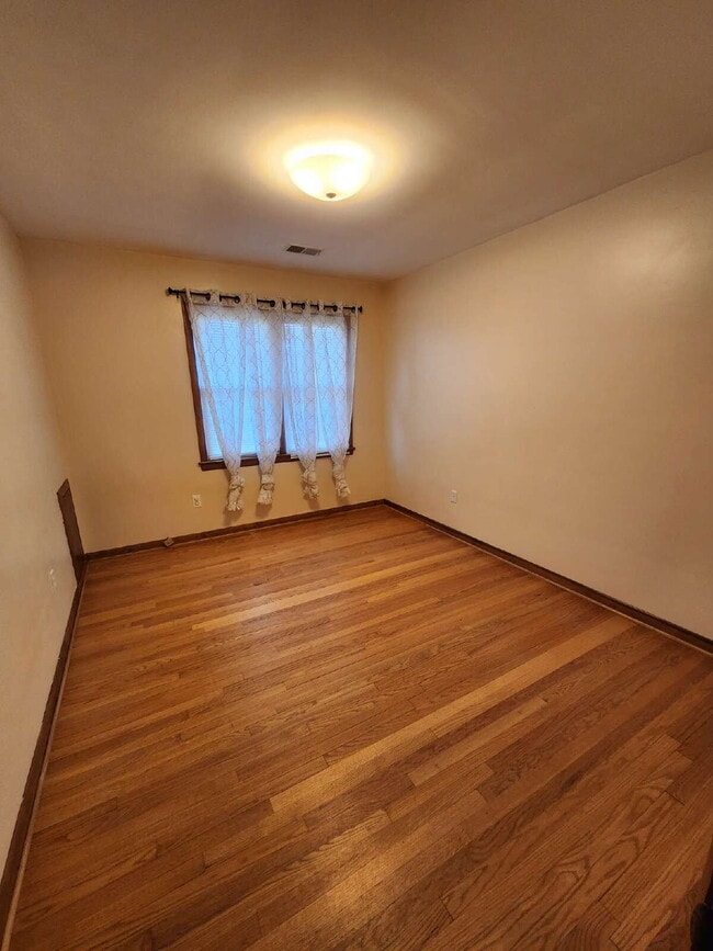 Building Photo - 9839 Lees Mill Rd