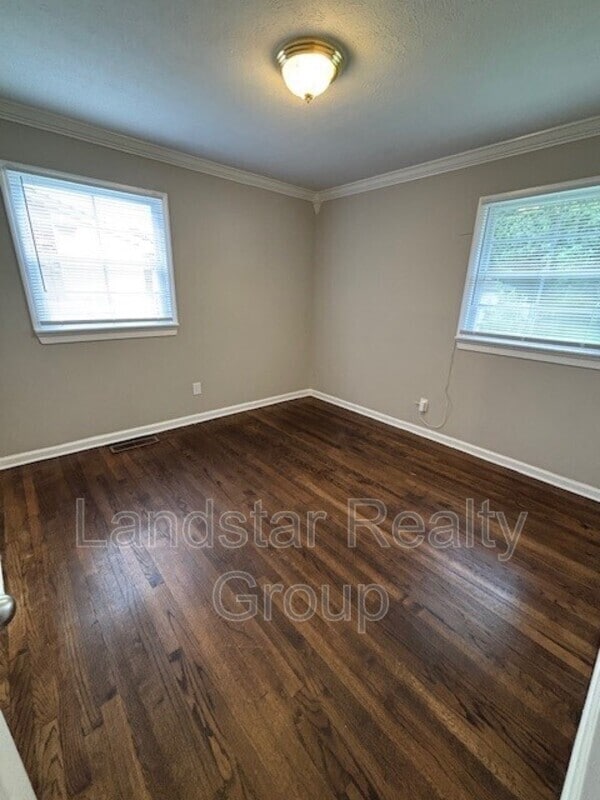 Building Photo - 5412 Euclid Ave