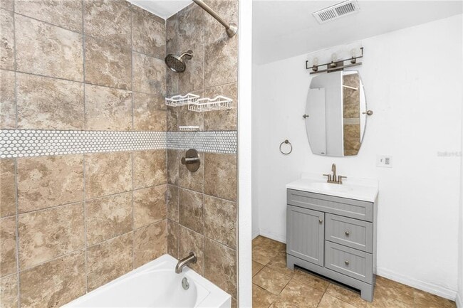 Building Photo - 8315 Village Green Rd