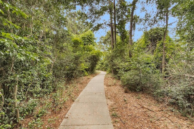 Building Photo - 1700 Fall Forest Ct