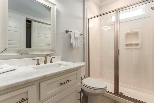 Building Photo - 1913 Cadillac Ave