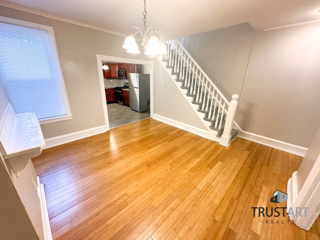 Building Photo - 3 Bedroom townhome in Mantua, Philadelphia!