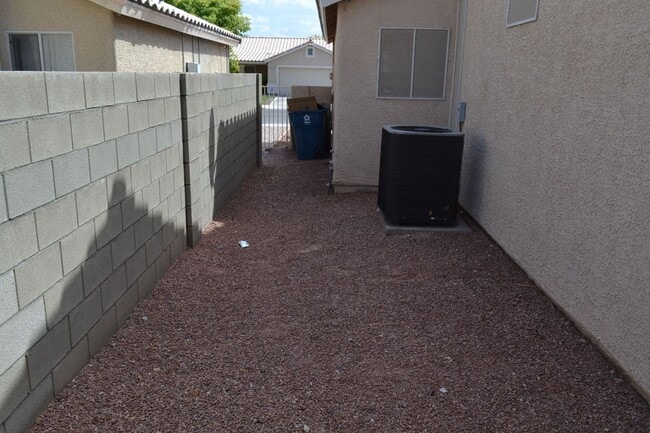 Building Photo - NLV - 1 STORY CORNER LOT HOME