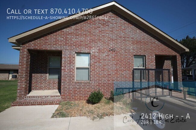 Primary Photo - Luxury 2 bed, 1 bath duplex - new construc...