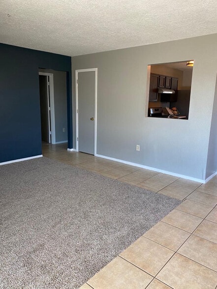 Building Photo - 3908 Suntrail Rd NW