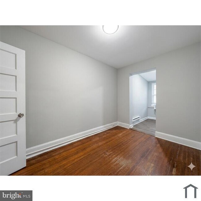 Building Photo - 303 Webster St NW