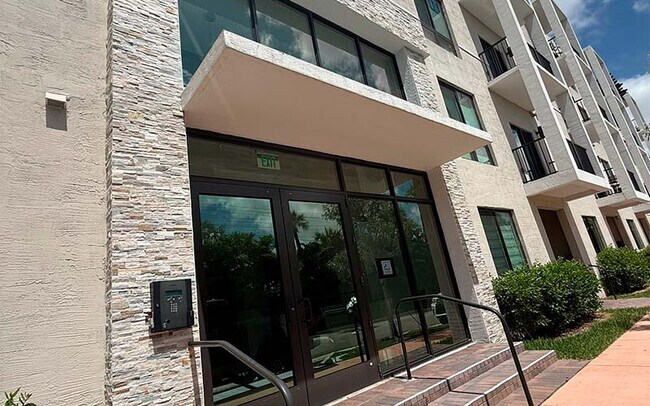 Building Photo - 8001 NW 41st St