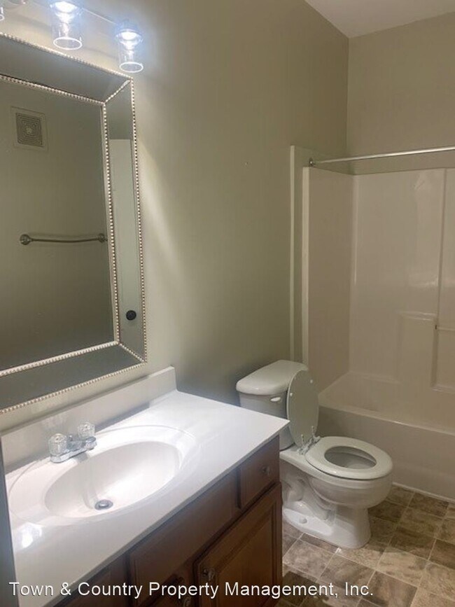 Building Photo - 3 br, 2 bath House - 140 Wexford Dr. Unit 107