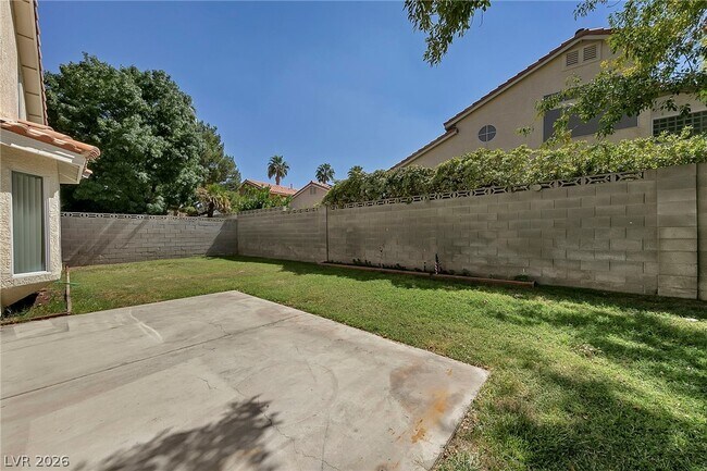 Building Photo - 151 Kachina Dr