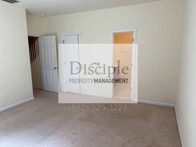 Building Photo - 169 Regency Cir
