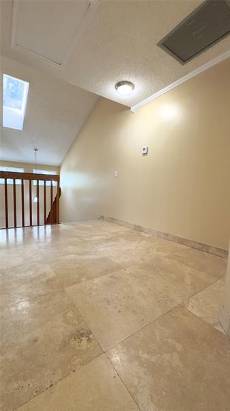 Building Photo - 2126 Discovery Cir W