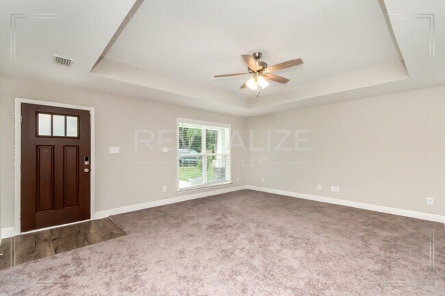 Building Photo - HALF-DEPOSIT SPECIAL! New Construction 3/2 Home in Heart of Mobile!