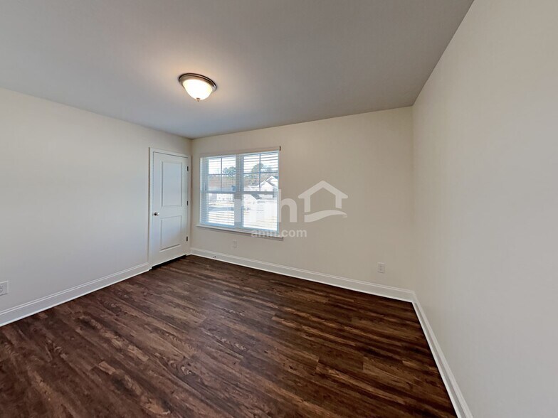 Building Photo - 3247 Brierhill Rd