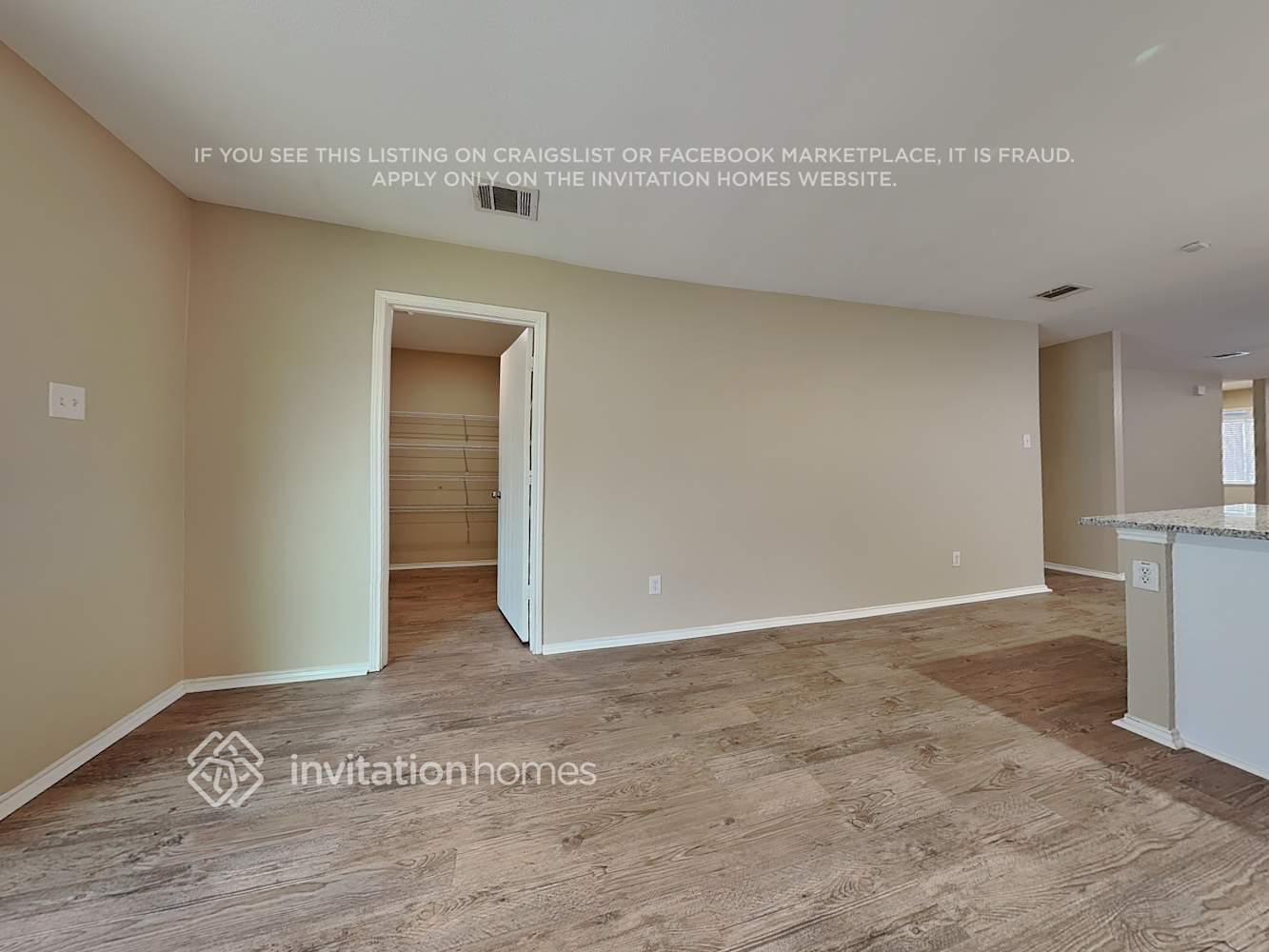 Building Photo - 1852 Village Park Trail