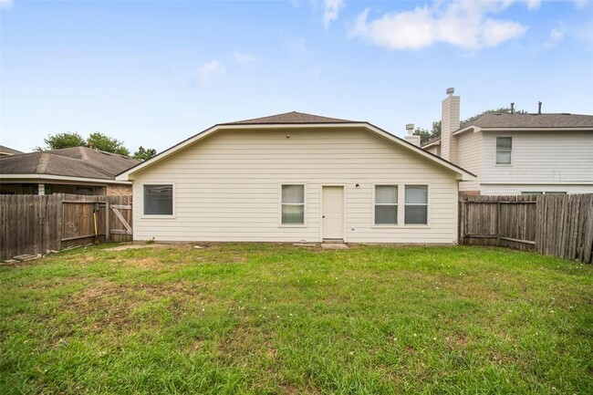 Building Photo - 315 Brushy Glen Dr