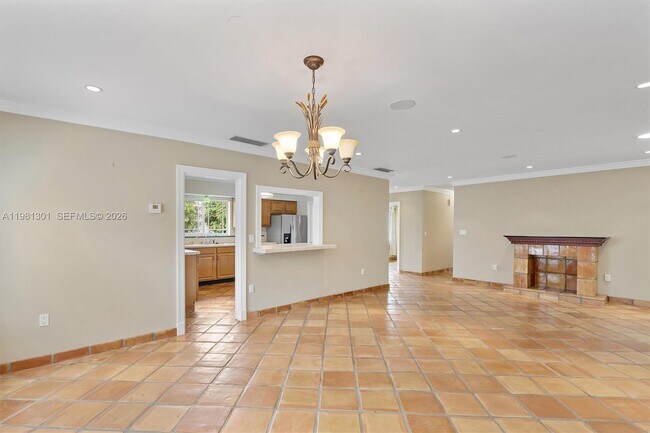 Building Photo - 300 187th St