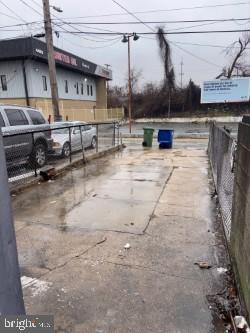 Building Photo - 49 S Kresson St