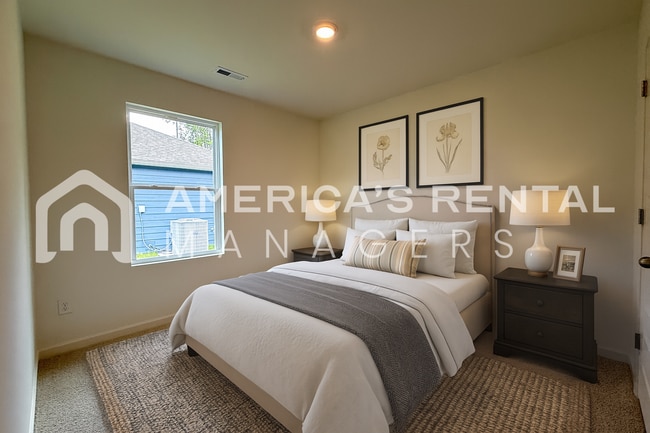Building Photo - DEPOSIT PENDING! MOVE IN SPECIAL!!! - Home for rent in Chelsea! - Sign a lease by 07/31/26 to rec...