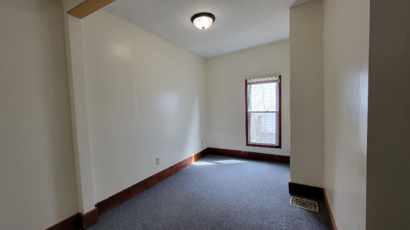 Building Photo - 1918 Hughitt Ave