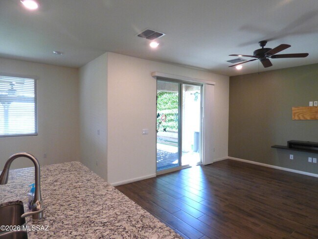Building Photo - 12850 E Quail Wash Canyon Ln