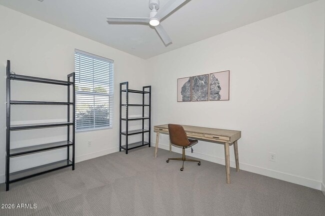 Building Photo - 11300 N Casa Dega Dr