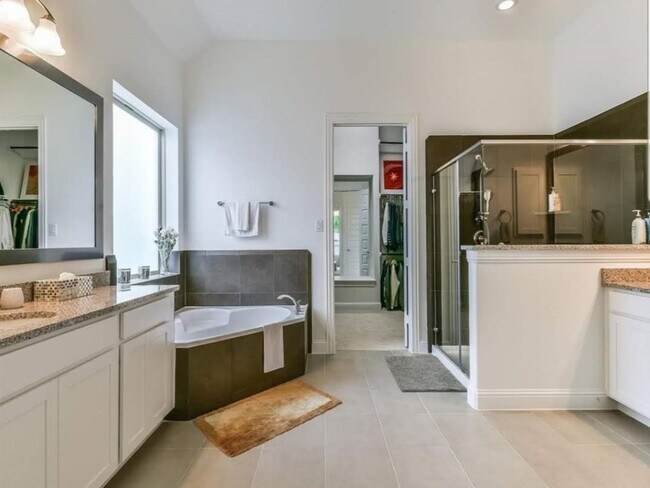 Building Photo - 13326 Lake Chesdin Rd