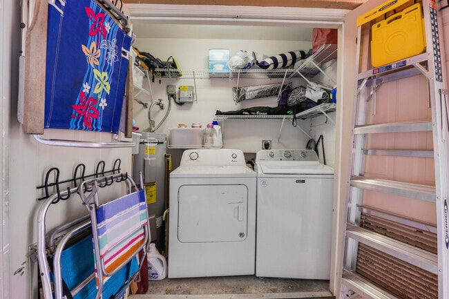 Building Photo - 8301 Mulligan Cir