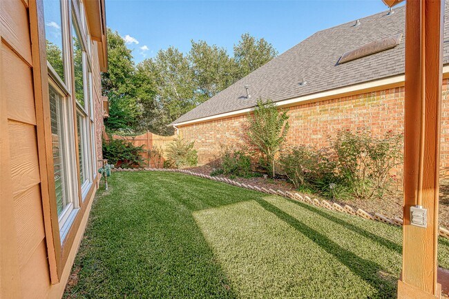 Building Photo - 3827 Garden Way