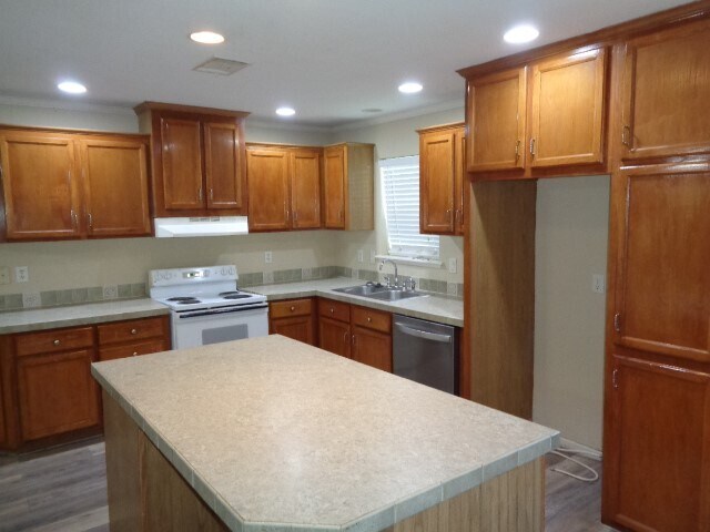 Building Photo - 21414 Cherry Canyon Ln